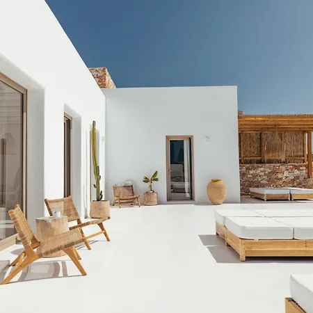 Willa Sea View - Luxury Pool - Golden Beach, Paros