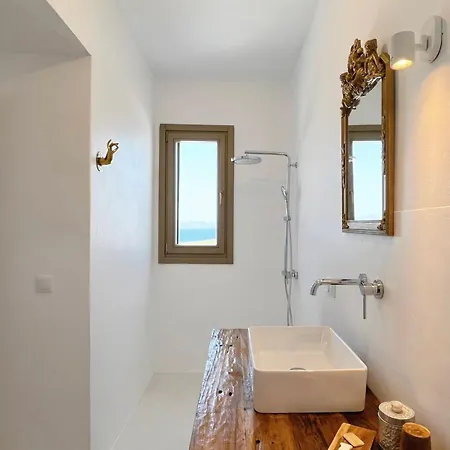 Sea View - Luxury Pool - Golden Beach, Paros Villa *