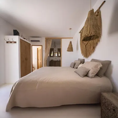 Villa Sea View - Luxury Pool - Golden Beach, Paros *